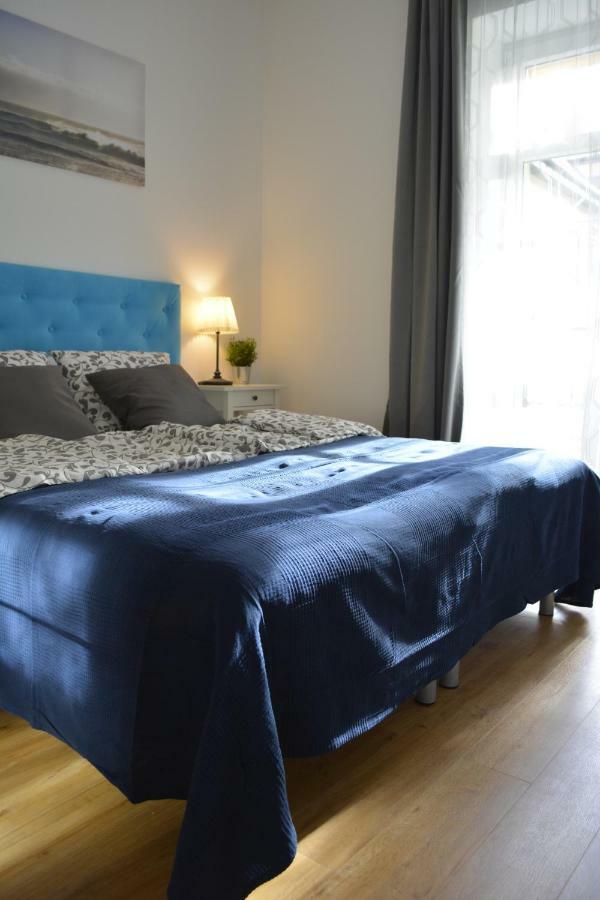 Marina Park Apartment 斯维诺乌伊希切 外观 照片