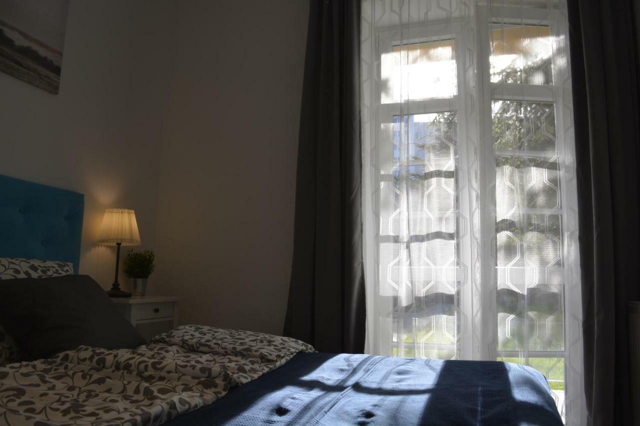 Marina Park Apartment 斯维诺乌伊希切 外观 照片