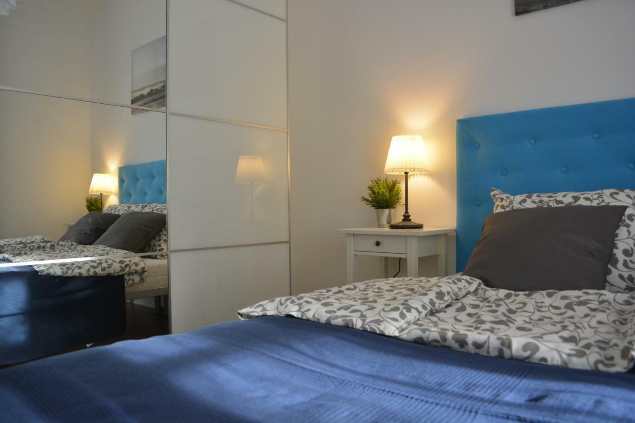 Marina Park Apartment 斯维诺乌伊希切 外观 照片