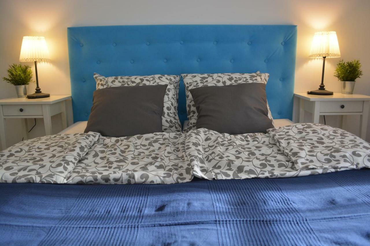 Marina Park Apartment 斯维诺乌伊希切 外观 照片