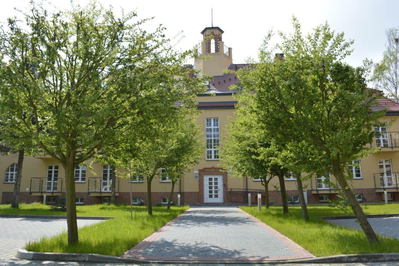 Marina Park Apartment 斯维诺乌伊希切 外观 照片