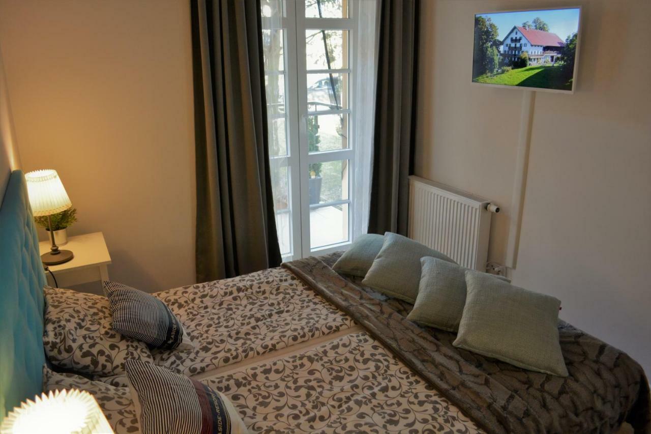 Marina Park Apartment 斯维诺乌伊希切 外观 照片
