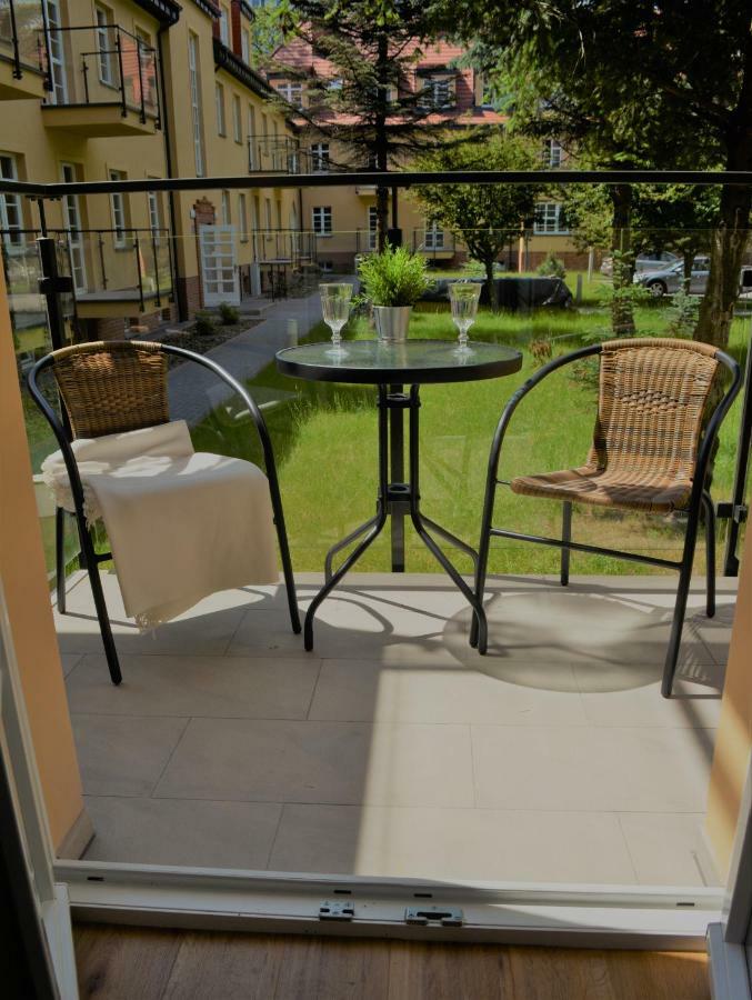 Marina Park Apartment 斯维诺乌伊希切 外观 照片